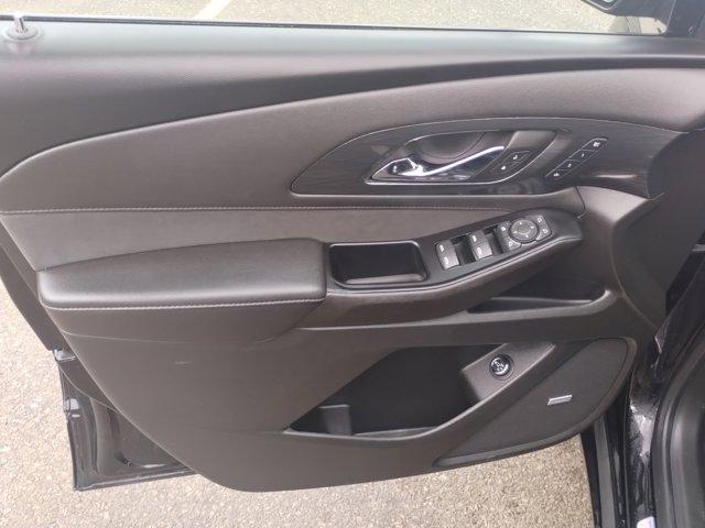 Photo of 2023 Mosaic Black Metallic Chevrolet Traverse