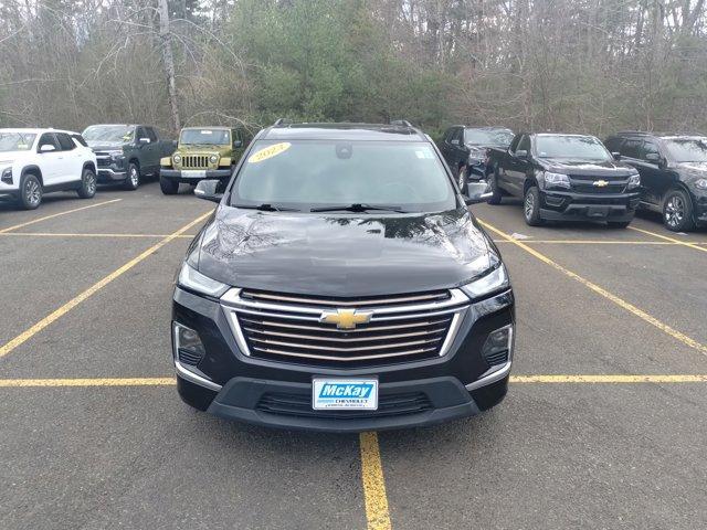 Photo of 2023 Mosaic Black Metallic Chevrolet Traverse