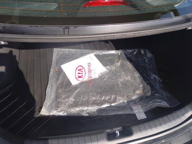 Photo of 2022 Aurora Black Kia Forte