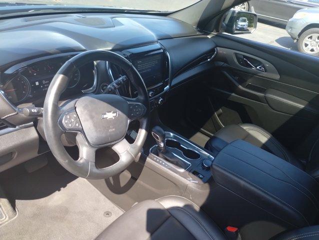 Photo of 2023 Mosaic Black Metallic Chevrolet Traverse