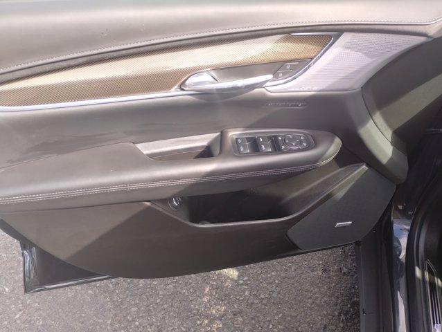 Photo of 2022 Wilder Metallic Cadillac XT5