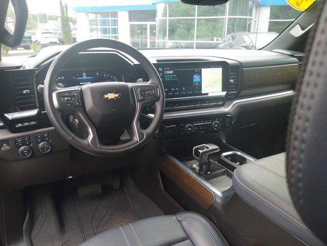 Photo of 2024 Black Chevrolet Silverado 1500