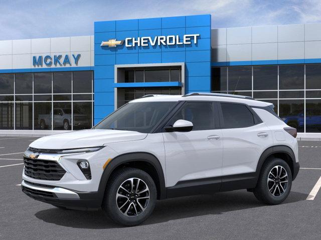 Photo of 2026 Summit White Chevrolet Trailblazer