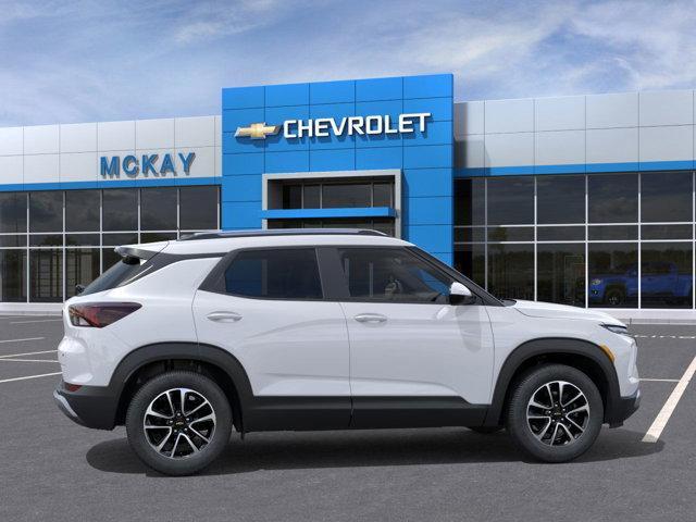 Photo of 2026 Summit White Chevrolet Trailblazer