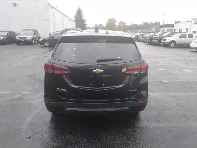 Photo of 2022 Mosaic Black Metallic Chevrolet Equinox