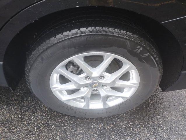 Photo of 2022 Mosaic Black Metallic Chevrolet Equinox