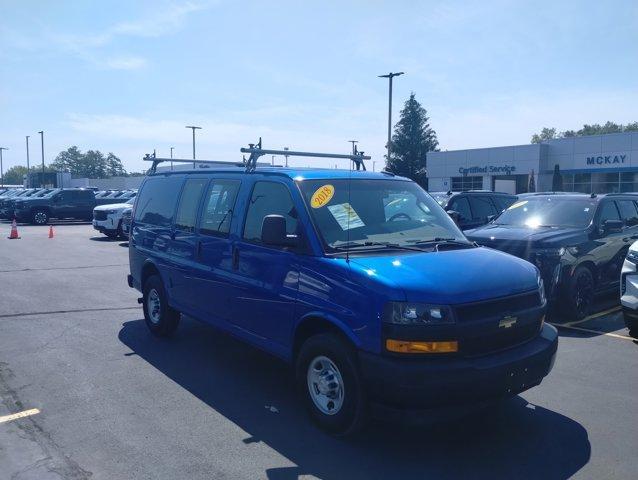 Photo of 2018 Kinetic Blue Chevrolet Express 2500
