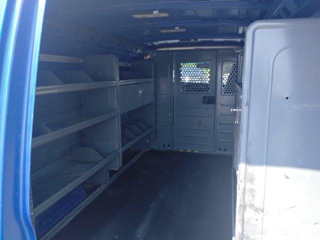 Photo of 2018 Kinetic Blue Chevrolet Express 2500