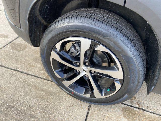Photo of 2024 Mosaic Black Metallic Chevrolet Trax