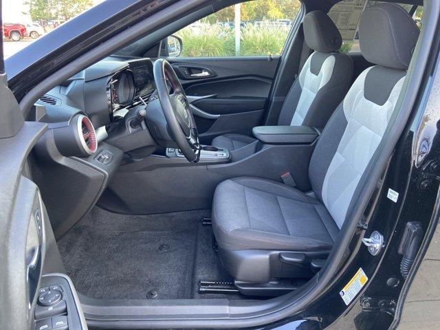 Photo of 2024 Mosaic Black Metallic Chevrolet Trax