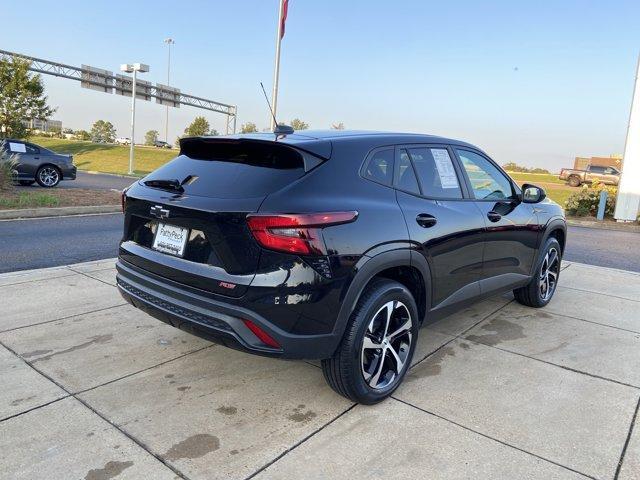 Photo of 2024 Mosaic Black Metallic Chevrolet Trax