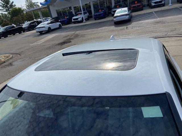 Photo of 2025 Platinum White Pearl Honda Civic Hybrid