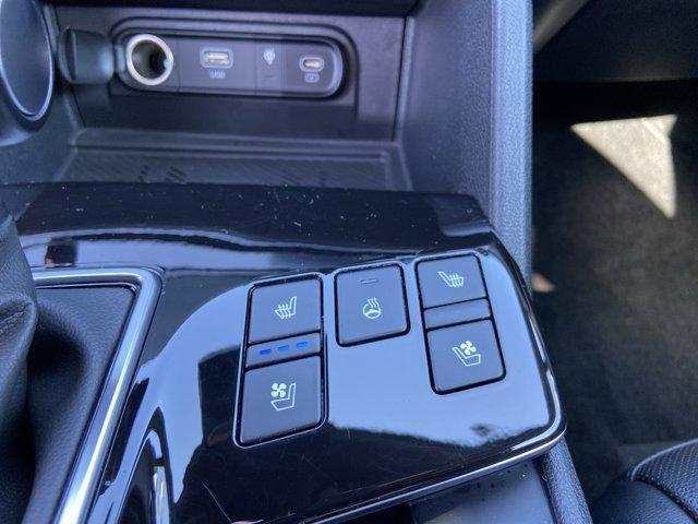 Photo of 2023 Sapphire Blue Kia Sportage