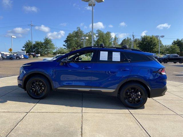 Photo of 2023 Sapphire Blue Kia Sportage