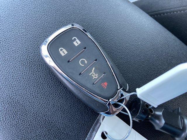 Photo of 2023 Summit White Chevrolet Equinox