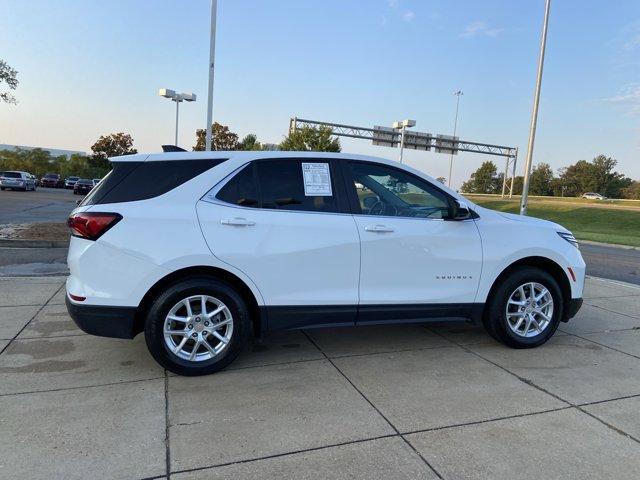 Photo of 2023 Summit White Chevrolet Equinox