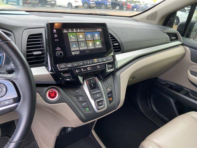 Photo of 2020 Deep Scarlet Pearl Honda Odyssey