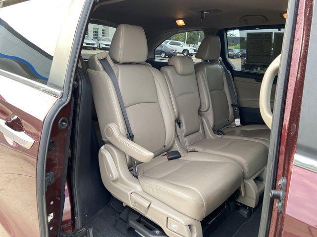 Photo of 2020 Deep Scarlet Pearl Honda Odyssey
