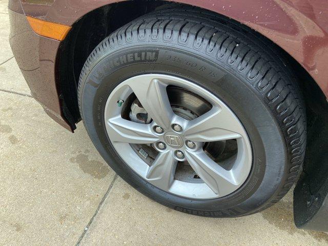 Photo of 2020 Deep Scarlet Pearl Honda Odyssey
