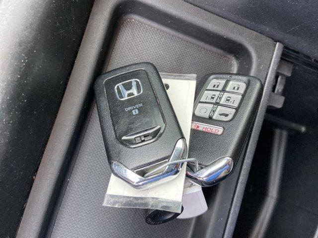 Photo of 2020 Deep Scarlet Pearl Honda Odyssey