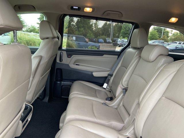 Photo of 2020 Deep Scarlet Pearl Honda Odyssey