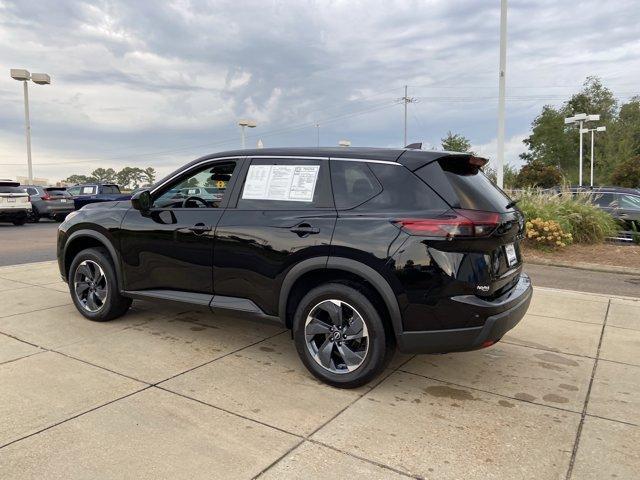 Photo of 2024 Black Nissan Rogue