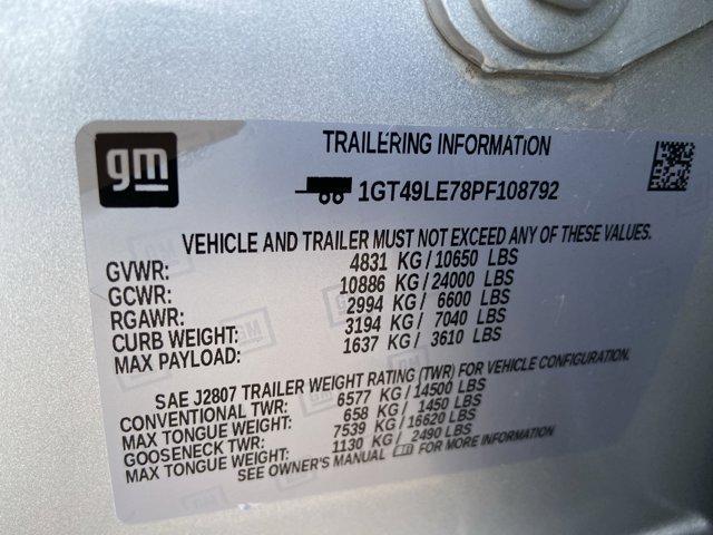 Photo of 2023 Quicksilver Metallic GMC Sierra 2500