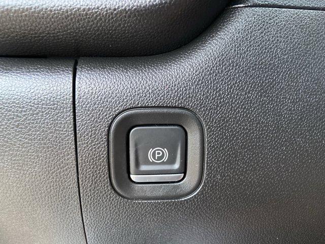 Photo of 2023 Quicksilver Metallic GMC Sierra 2500