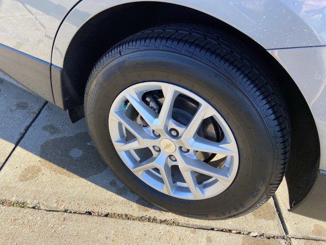 Photo of 2023 Sterling Gray Metallic Chevrolet Equinox