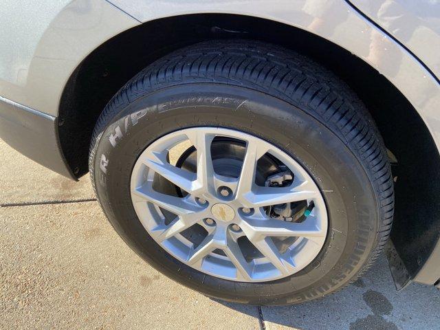 Photo of 2023 Sterling Gray Metallic Chevrolet Equinox