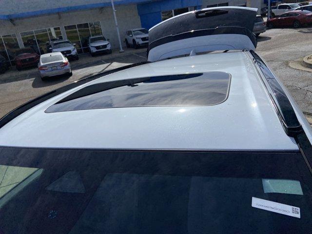 Photo of 2025 Platinum White Pearl Honda CR-V Hybrid