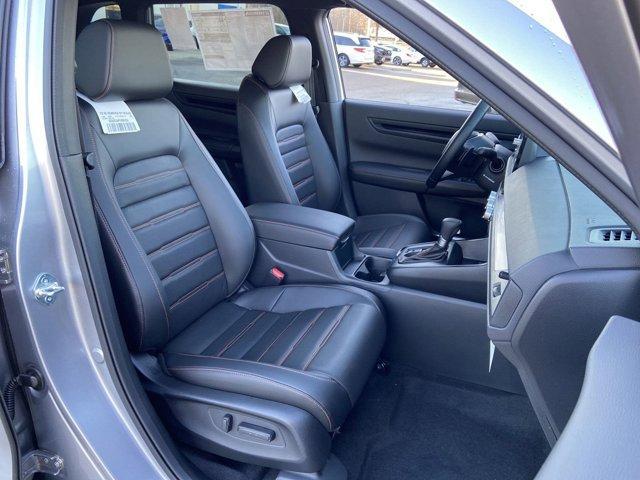 Photo of 2025 Solar Silver Metallic Honda CR-V Hybrid