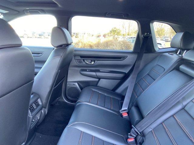 Photo of 2025 Solar Silver Metallic Honda CR-V Hybrid