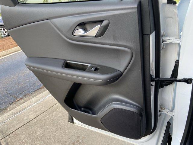 Photo of 2023 Summit White Chevrolet Blazer