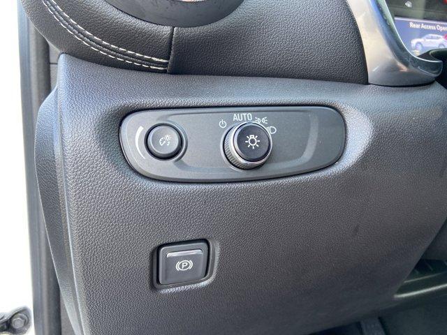 Photo of 2023 Summit White Chevrolet Blazer