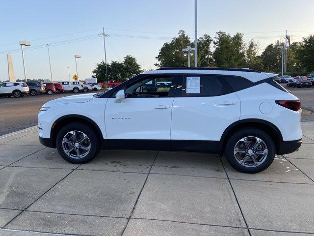 Photo of 2023 Summit White Chevrolet Blazer