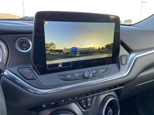 Photo of 2023 Summit White Chevrolet Blazer
