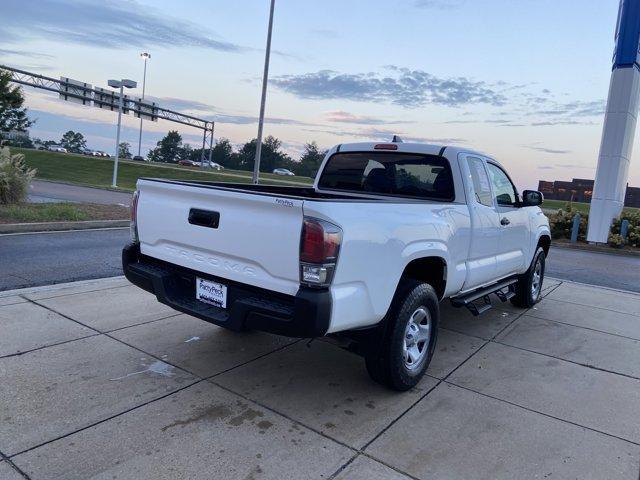 Photo of 2021 Super White Toyota Tacoma