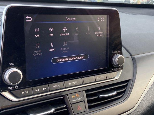 Photo of 2023 Brilliant Silver Metallic Nissan Altima