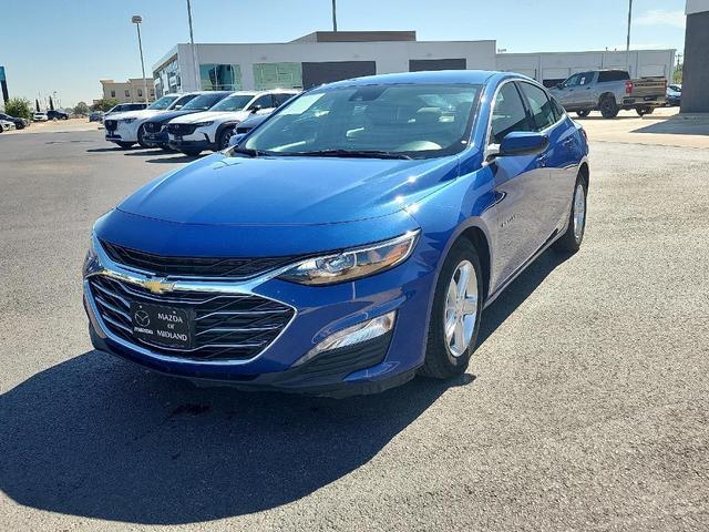 Photo of 2023 Blue Chevrolet Malibu