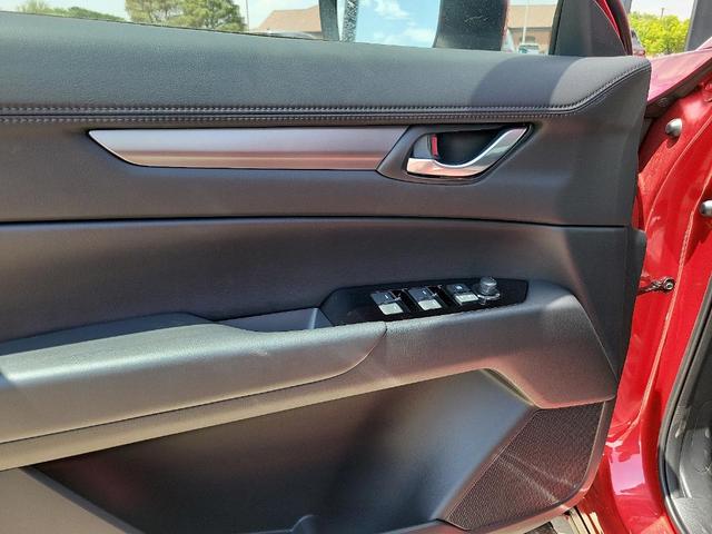 Photo of 2025 Red Mazda CX-5