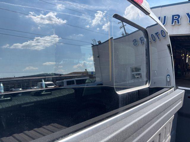 Photo of 2022 Iconic Silver Metallic Ford F-150