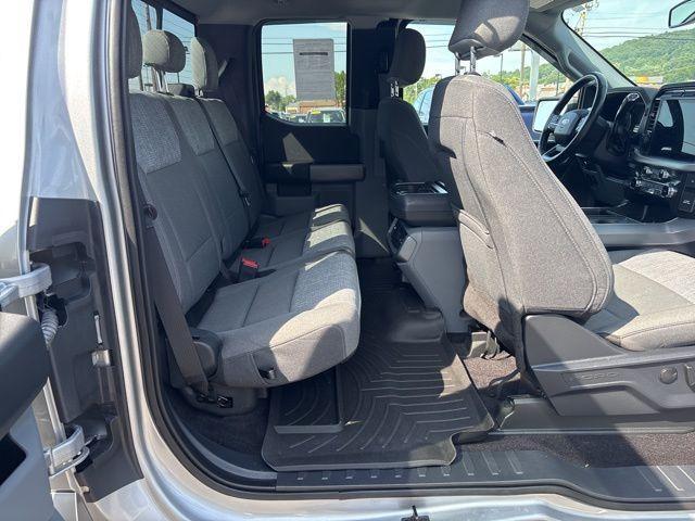 Photo of 2022 Iconic Silver Metallic Ford F-150