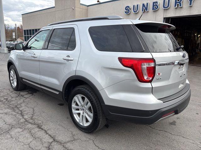 Photo of 2019 Ingot Silver Ford Explorer