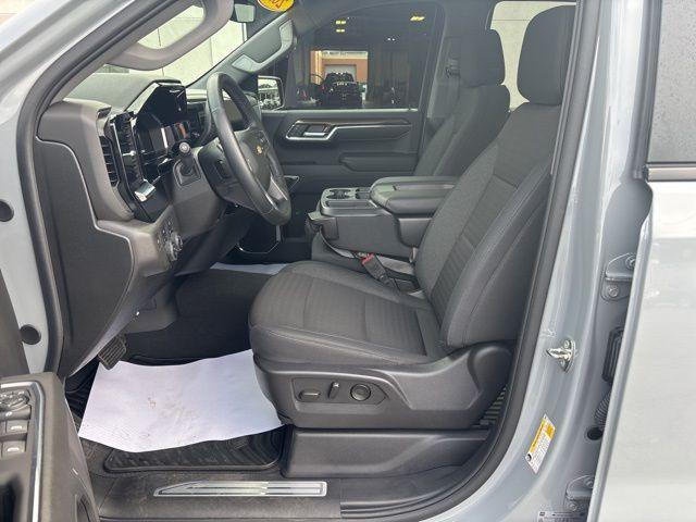 Photo of 2024 Slate Gray Metallic Chevrolet Silverado 1500