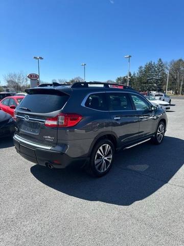 Photo of 2022 Magnetite Gray Metallic Subaru Ascent