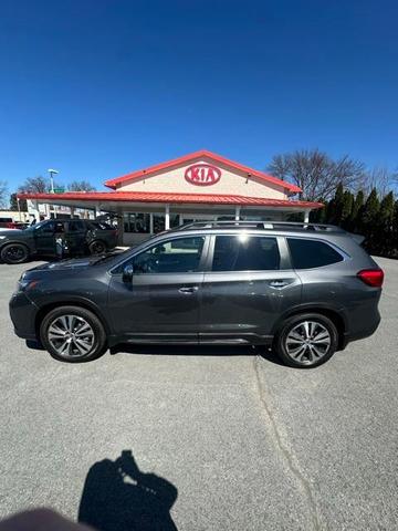 Photo of 2022 Magnetite Gray Metallic Subaru Ascent