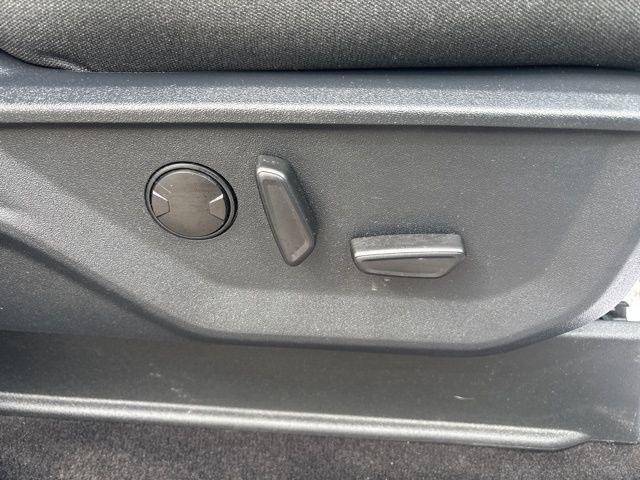 Photo of 2022 Oxford White Ford F-150
