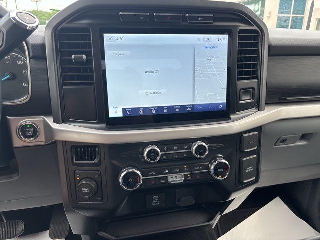 Photo of 2022 Oxford White Ford F-150