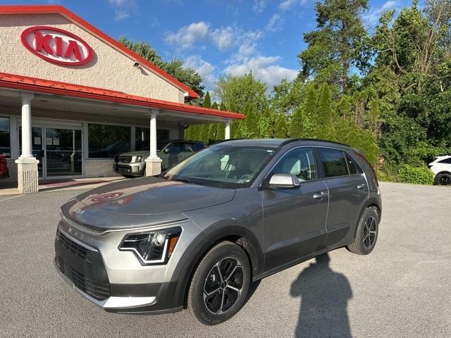 Photo of 2025 Steel Gray Kia Niro
